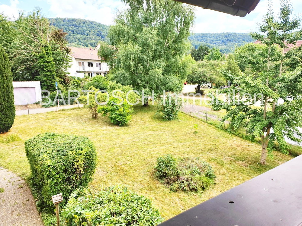 Dachterrasse-Ausblick in den Garten